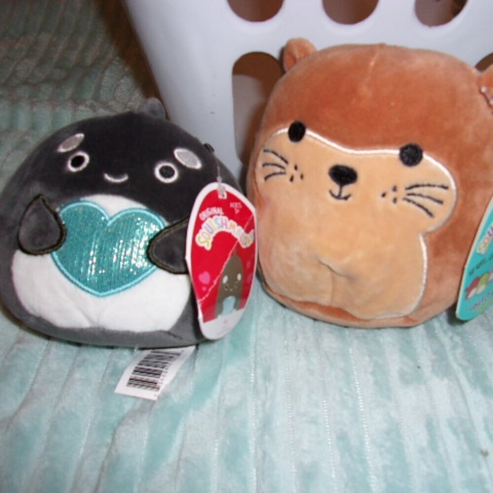 Bundle lot of 2 Squishmallow Orca/ Sea Otter new with tags Joanne & Kai